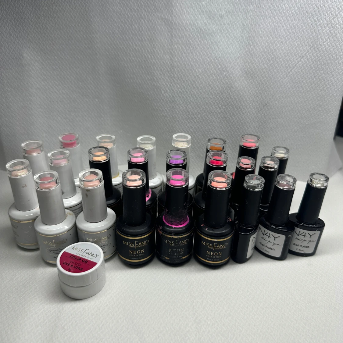 Gelpolish/gelnagellack Miss Fancy & N4Y