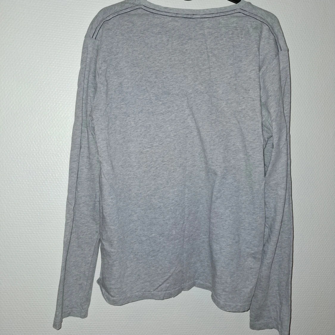 Grå långärmad tröja från GANT - 1