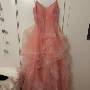 Balklänning  - Så fin rosa balklänning 🩷.