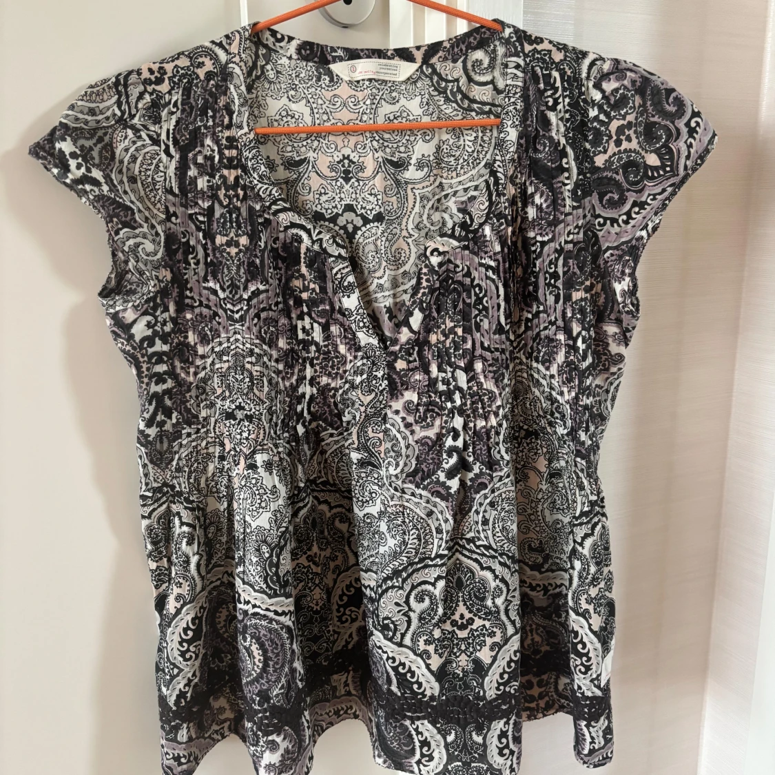 Mönstrad blus från Odd Molly