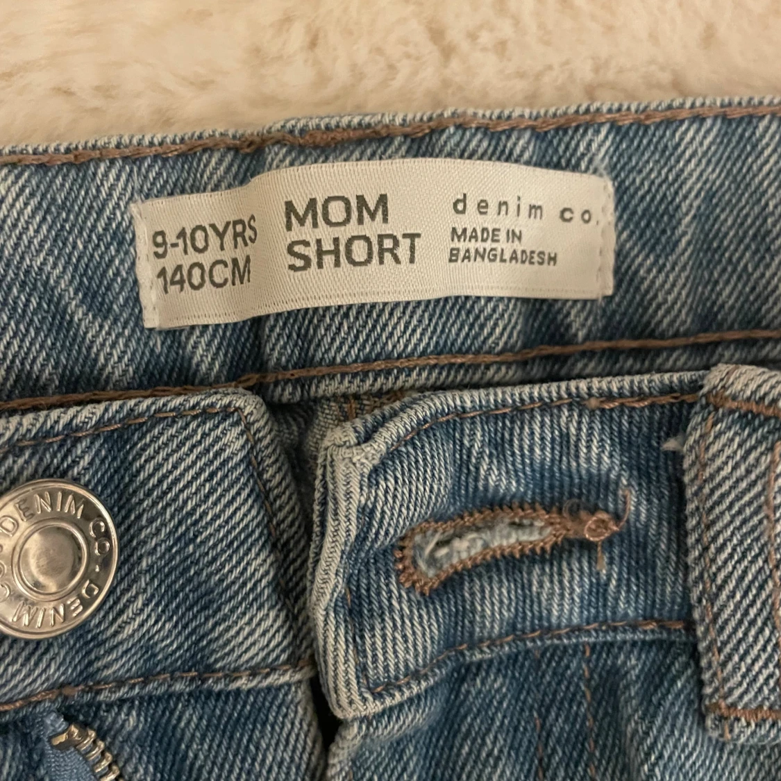 Blå mom shorts från Denim Co. - 1