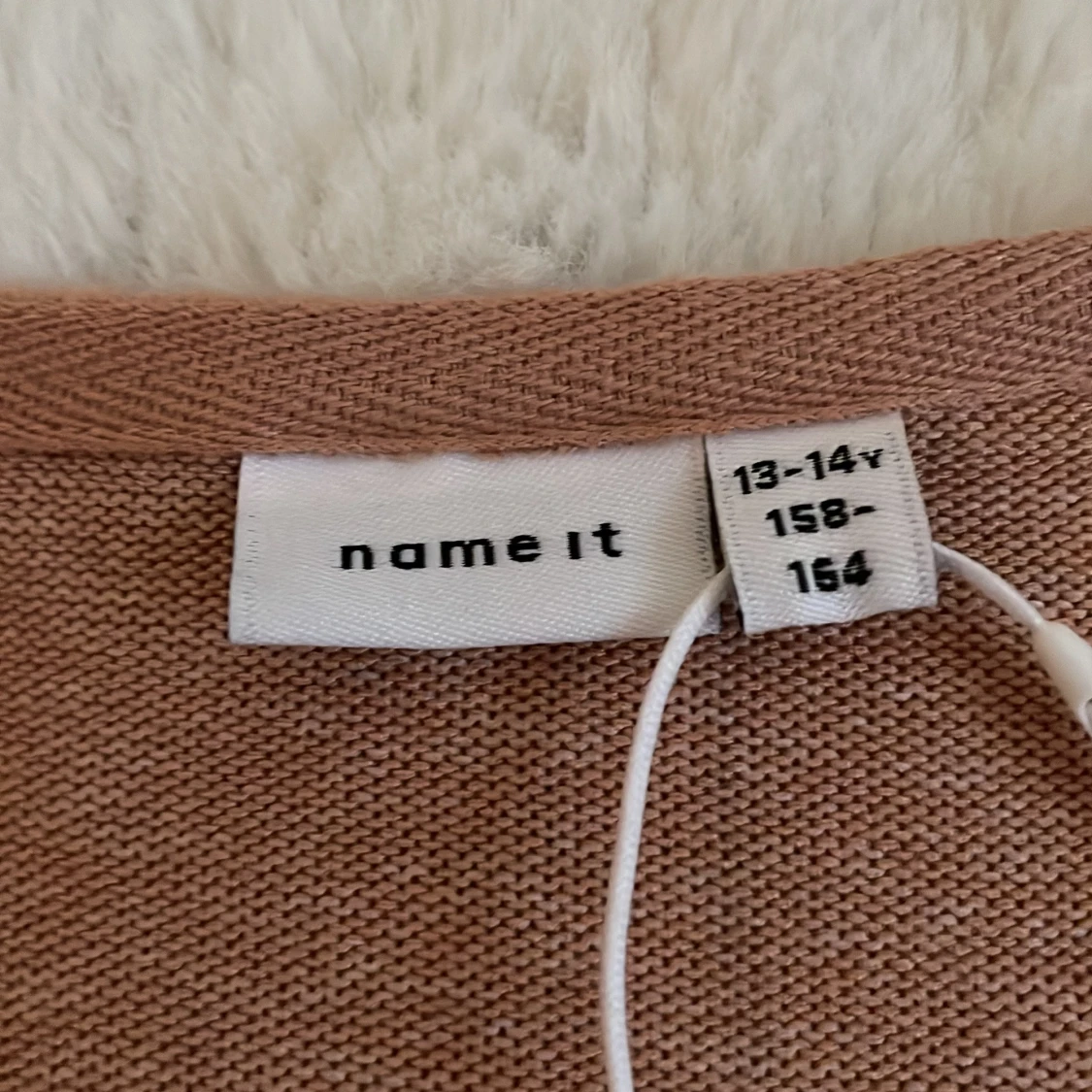 Beige omlottopp från Name It - 2