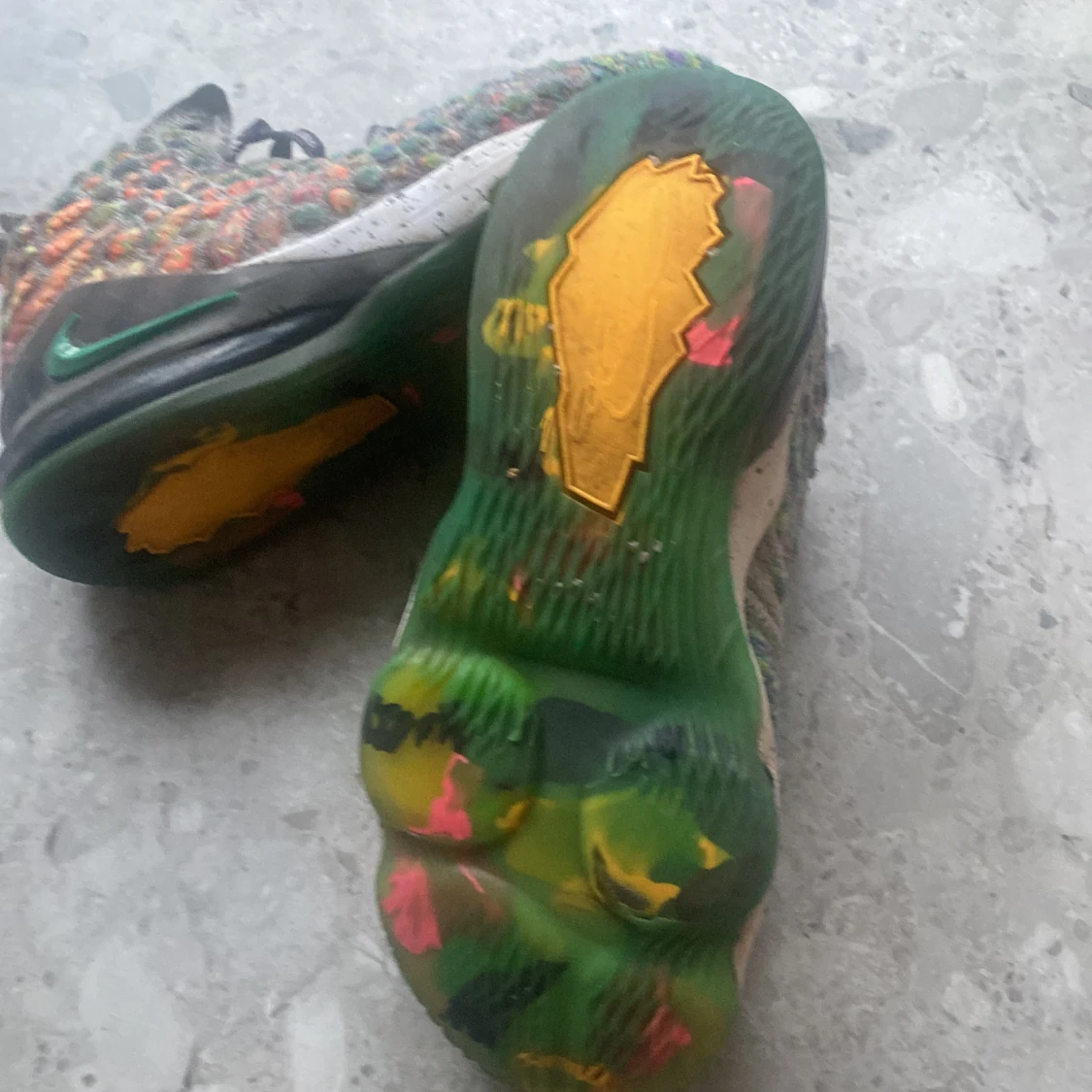 Nike LeBron 17 Multicolor - 1