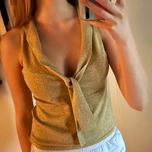 Fest topp - Sjukt snygg glittrig fest topp