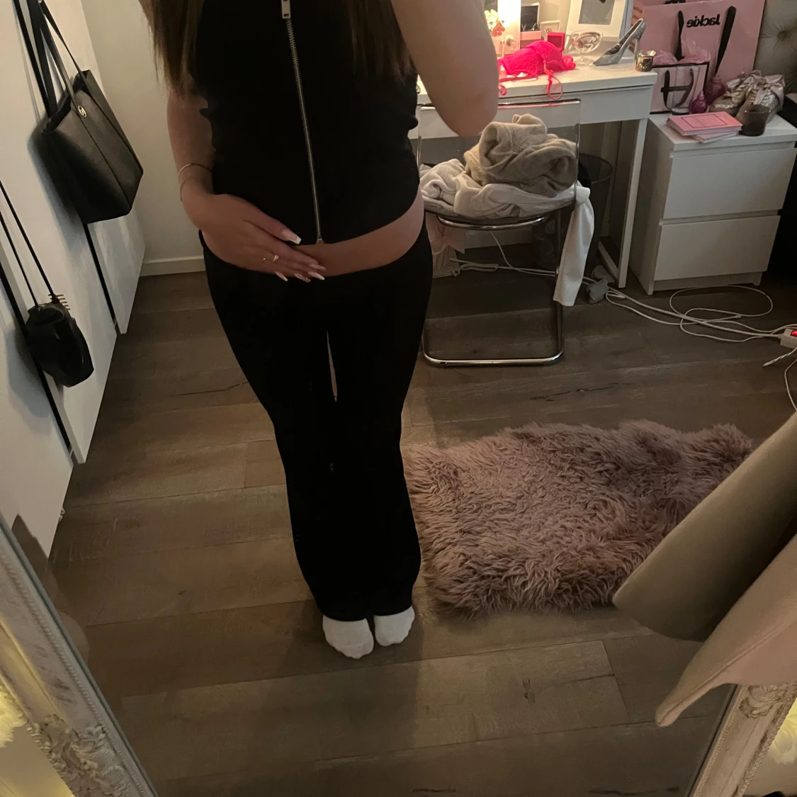 Svart tubtopp med dragkedja - 1