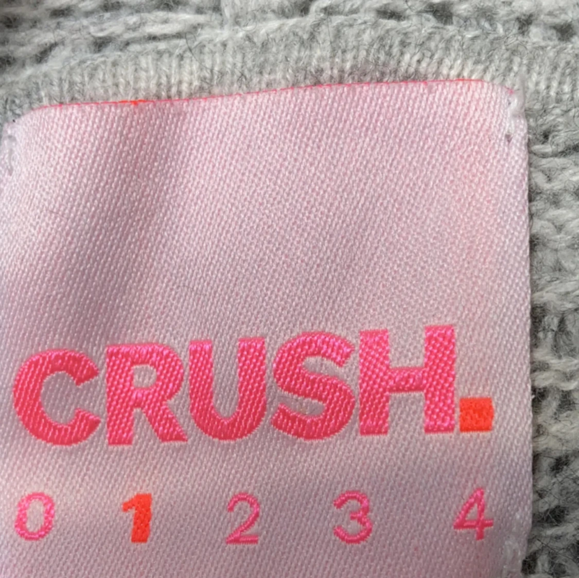 långärmad cashmere hoodie från Crush - 3