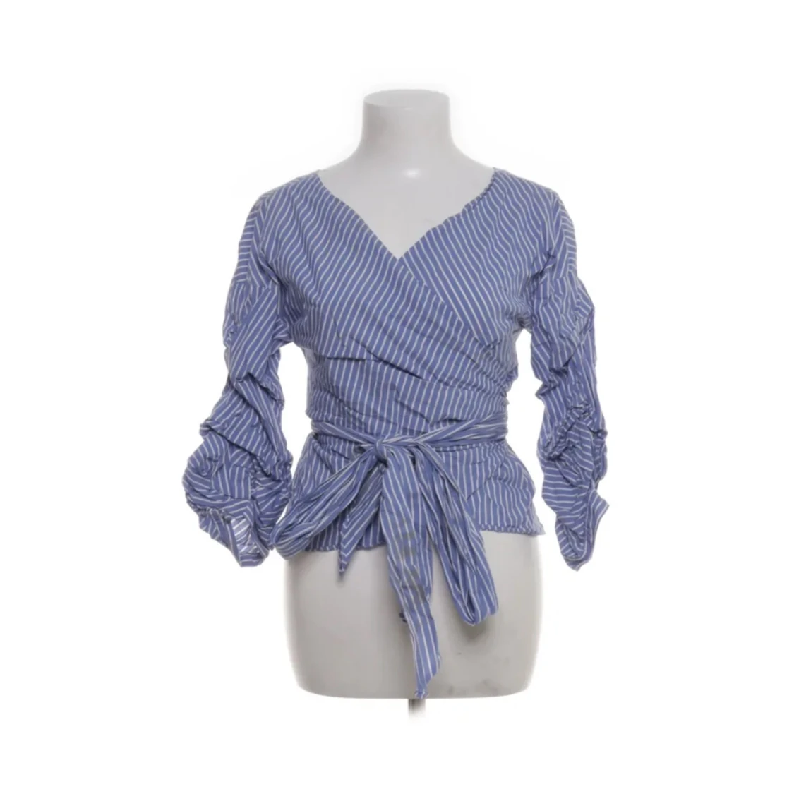 Randig omlottblus med knytband - 1