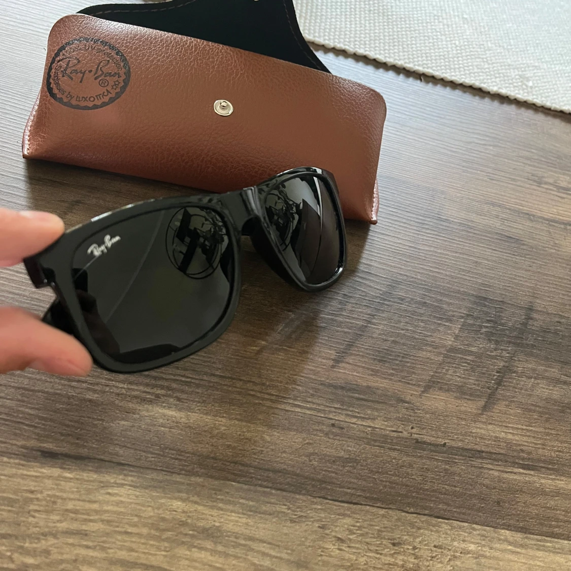 Svarta Ray-Ban Wayfarer solglasögon - 4