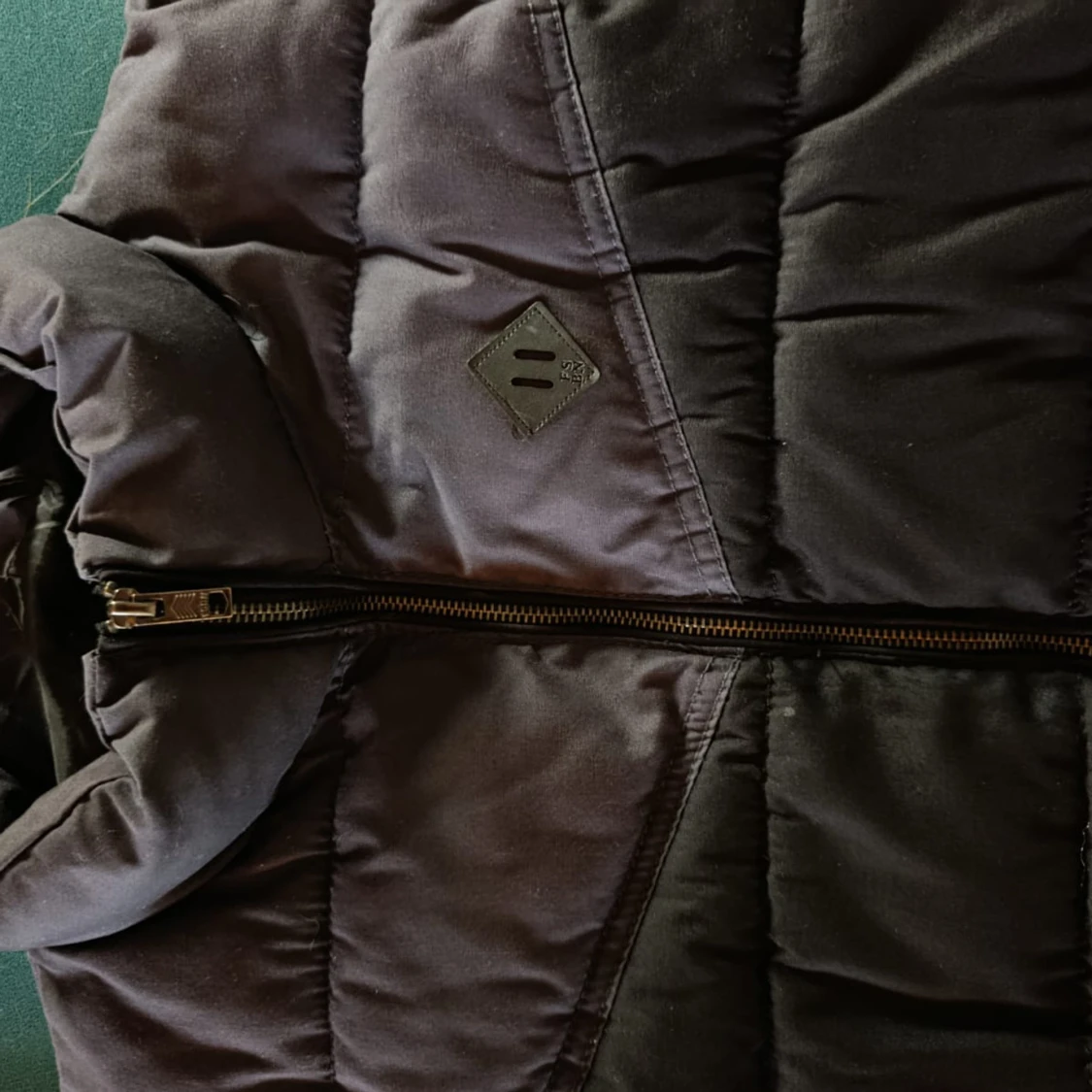 Svart dunväst från FSBN XL - 1