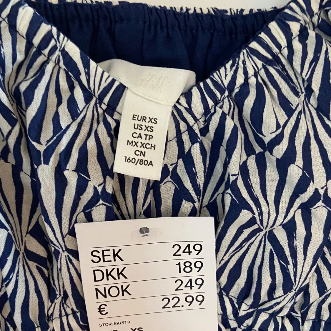 Blåvit långklänning från H&M XS - 1