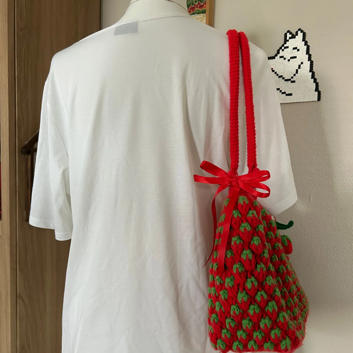 Broderad t-shirt - 1