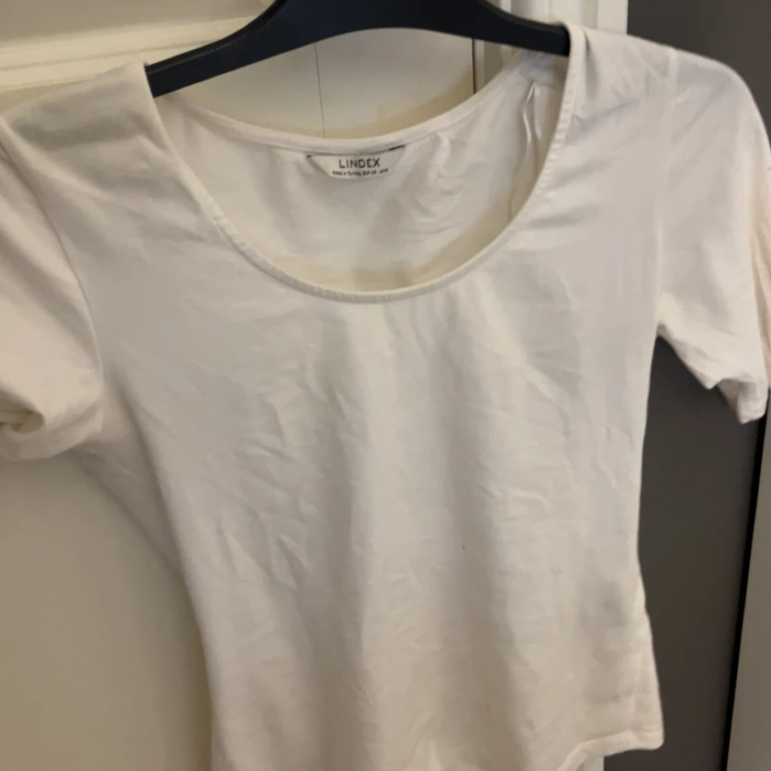Vit kortärmad topp från Lindex XS