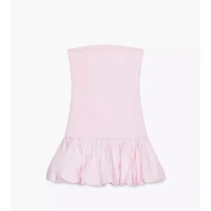 Zara klänning  - Supersöt ljusrosa kortklänning med volang nertill och axelbandslös design. Klänningen är helt oandvänd💕Passar även S