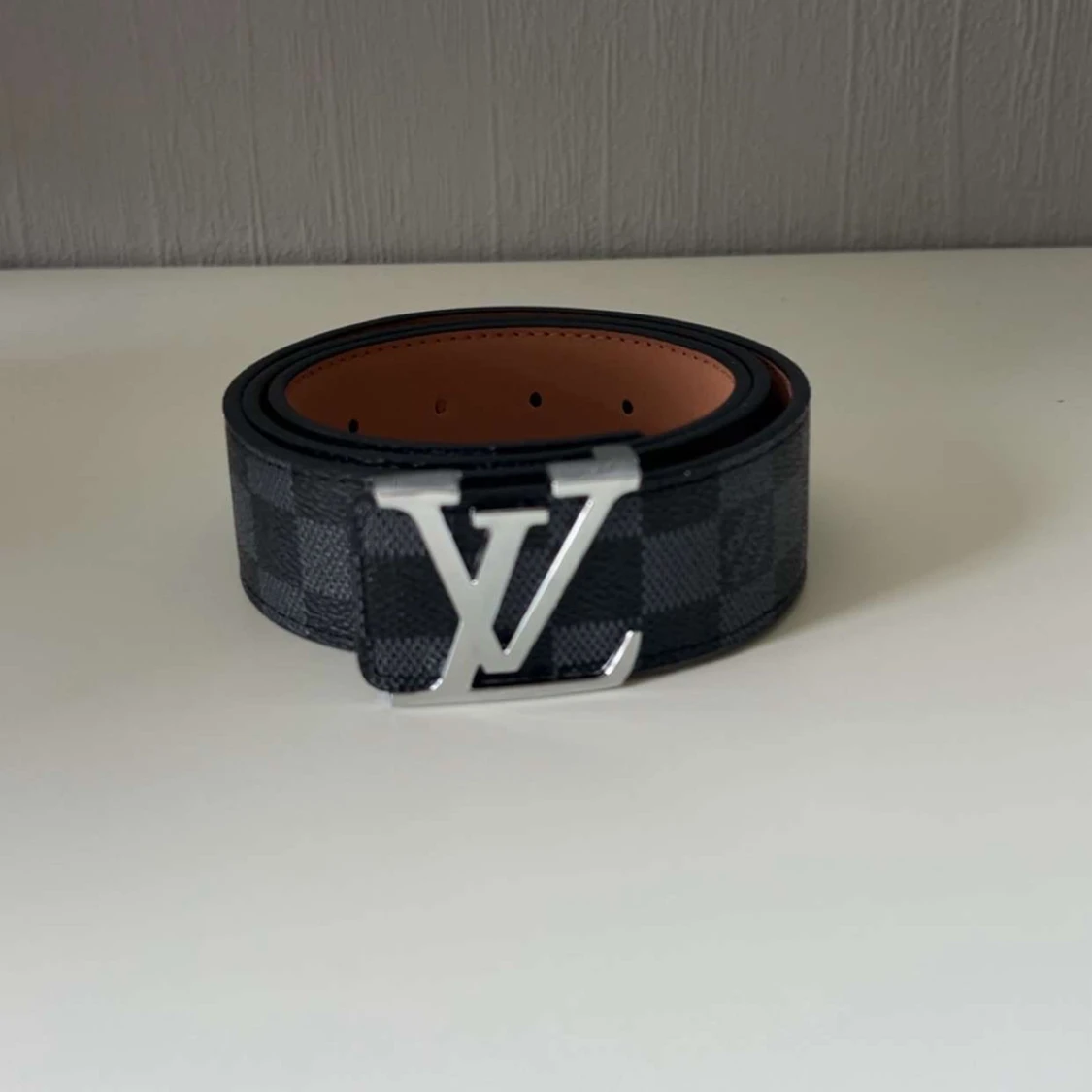 Louis Vuitton rutig svart bälte