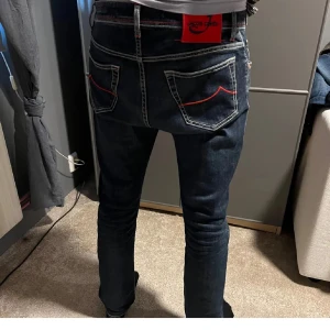 Jacob cohen jeans - Ett par jacob cohen jeans i nyskick, modell 688 comfort. 