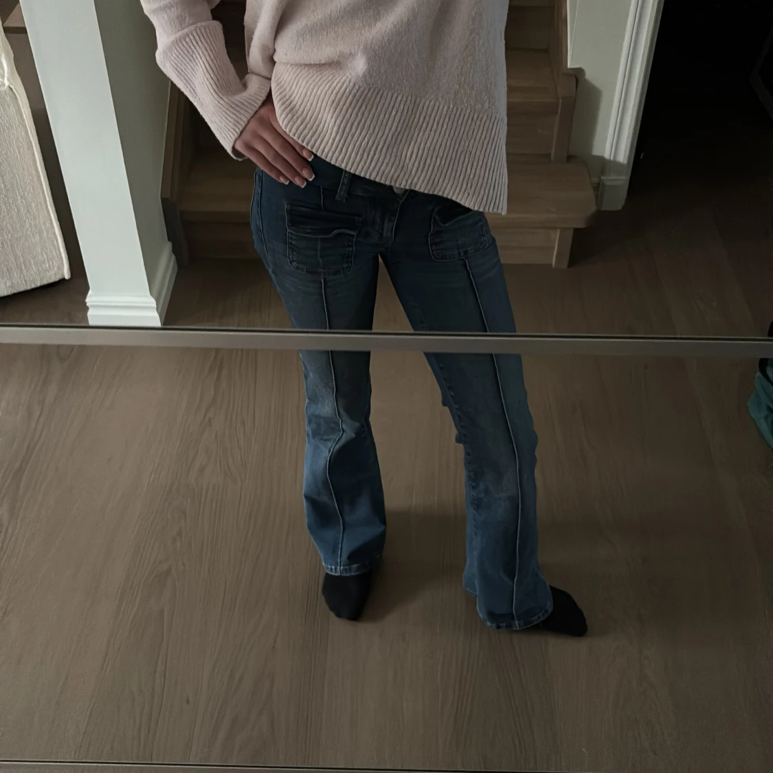 Nelly jeans( blå bootcut jeans/ lowaist ) - 4