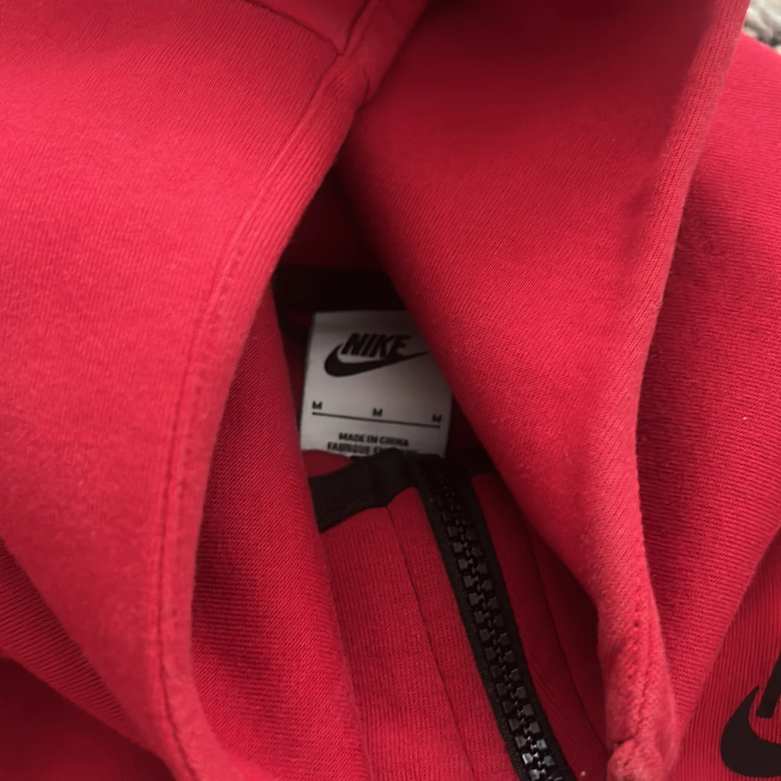 Röd Nike tech   - 3