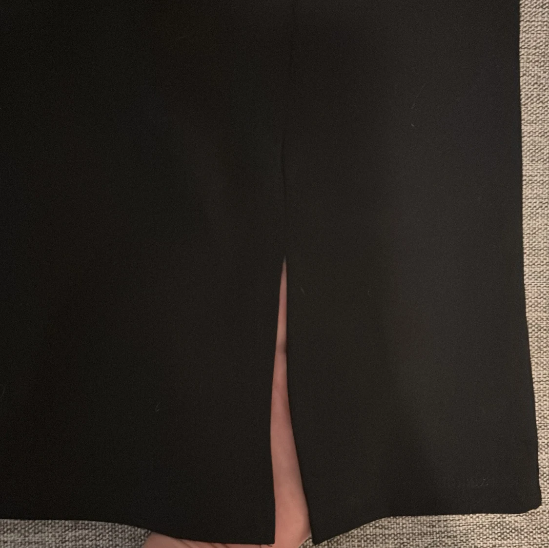 Svart kort klänning från H&M - 1