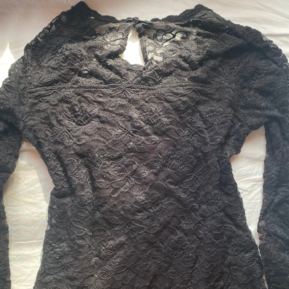 Svart långärmad spetströja - 2