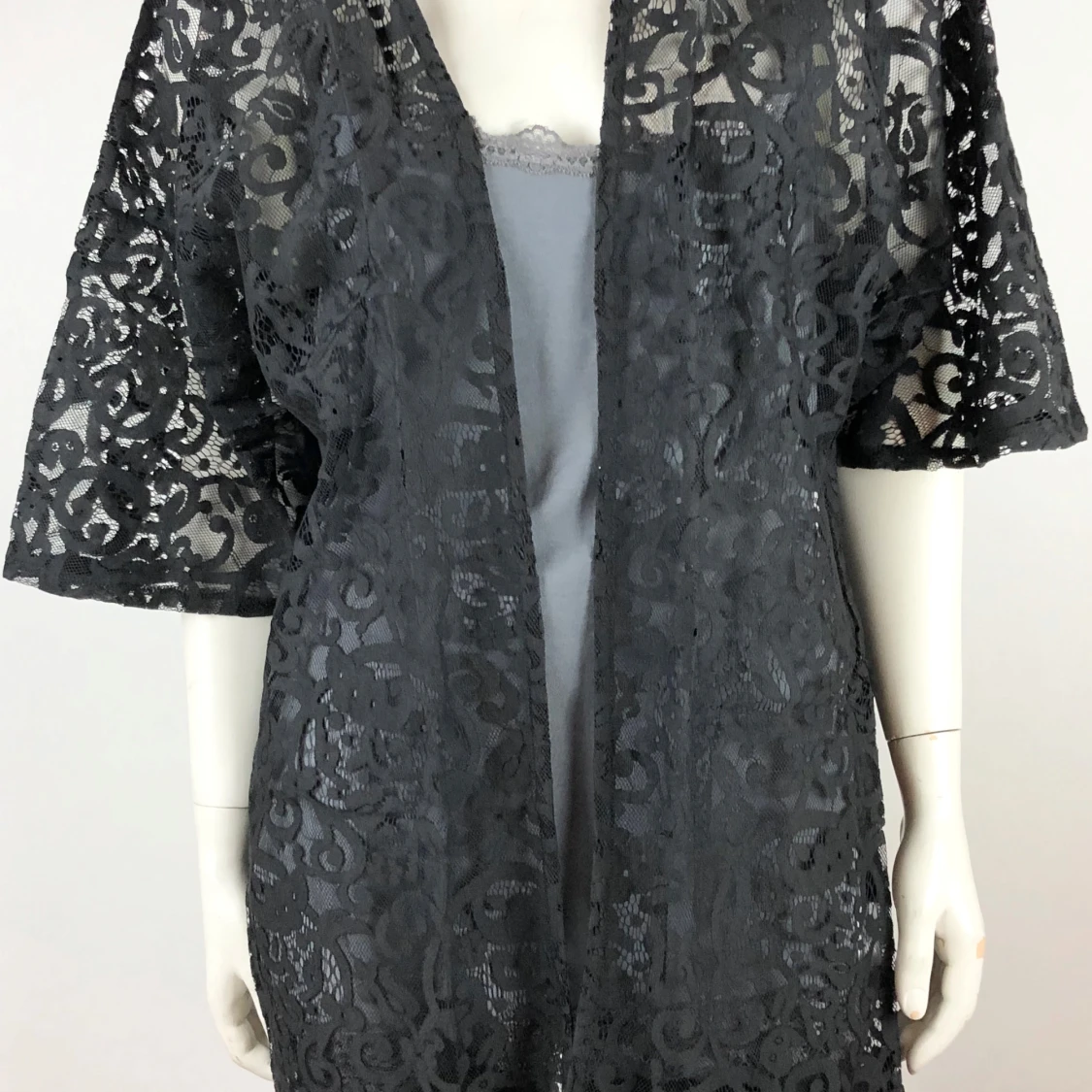 Öppen spetskofta fr Soulmate S/M