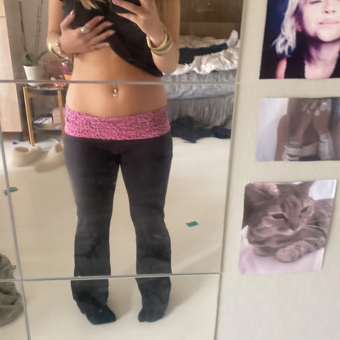 Pink yoga pants Victoria's Secret - 2