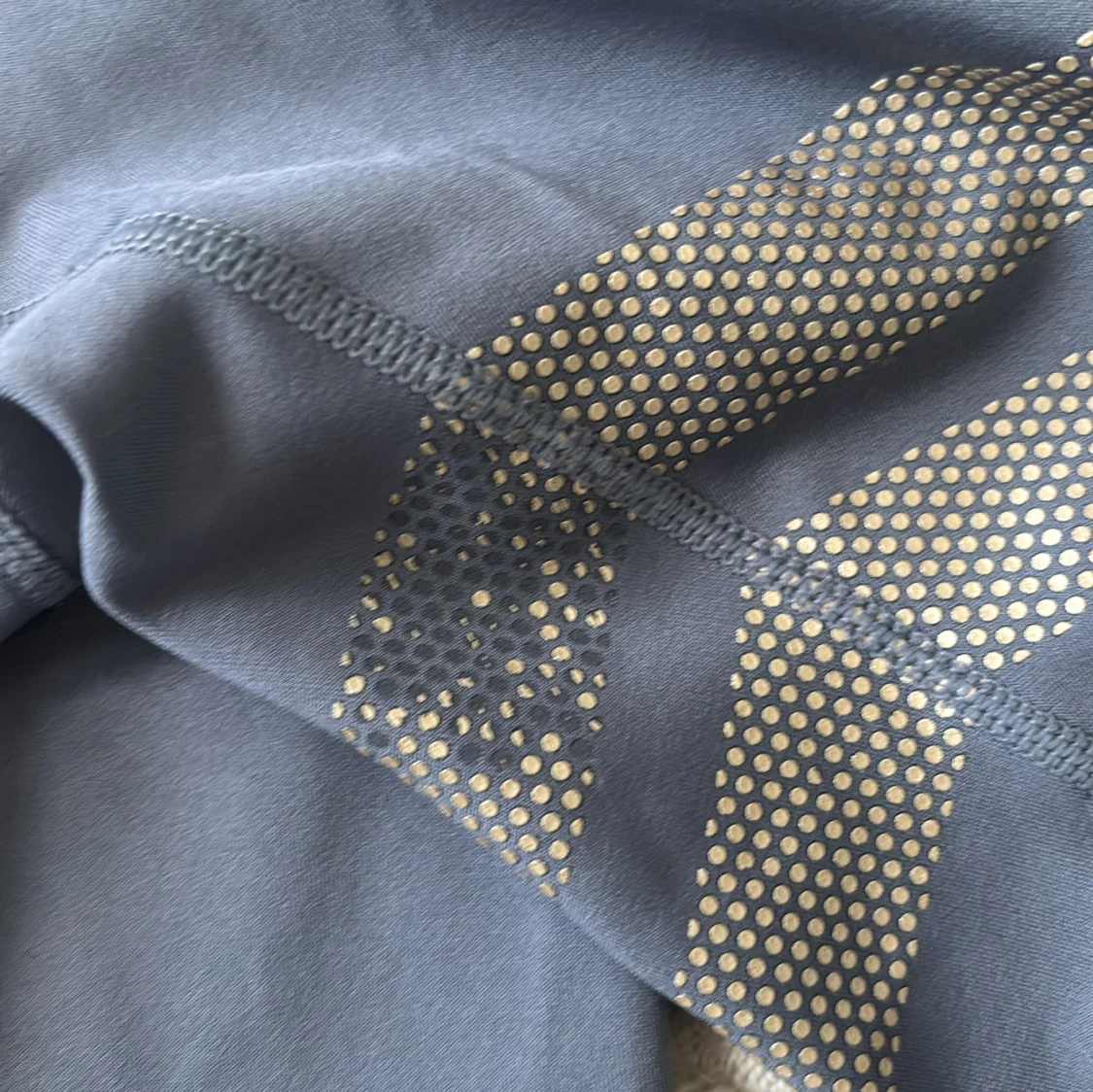 Grått träningsset från Stronger - 3