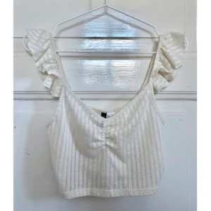 Vitt gulligt linne - Supergulligt vitt linne från H&M. ✨