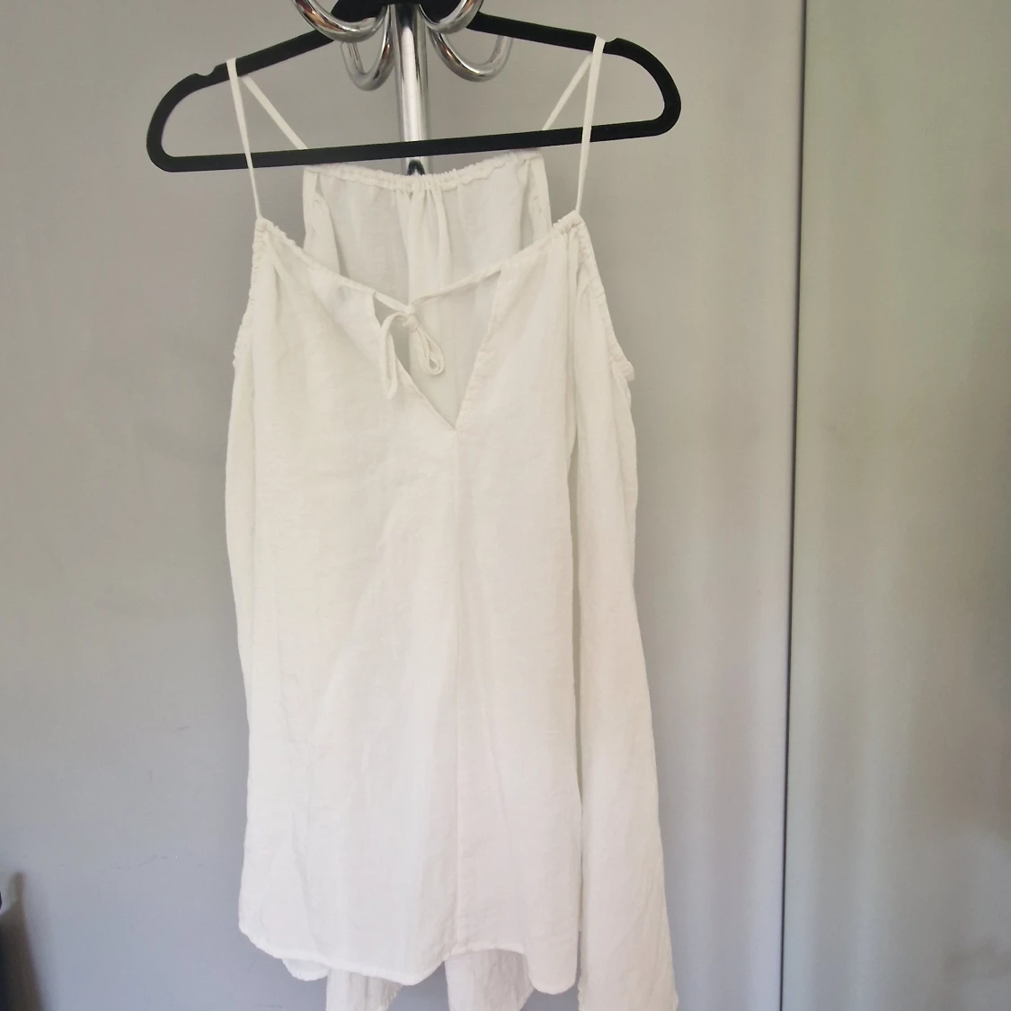 Vit sommarklänning från Divided - 1