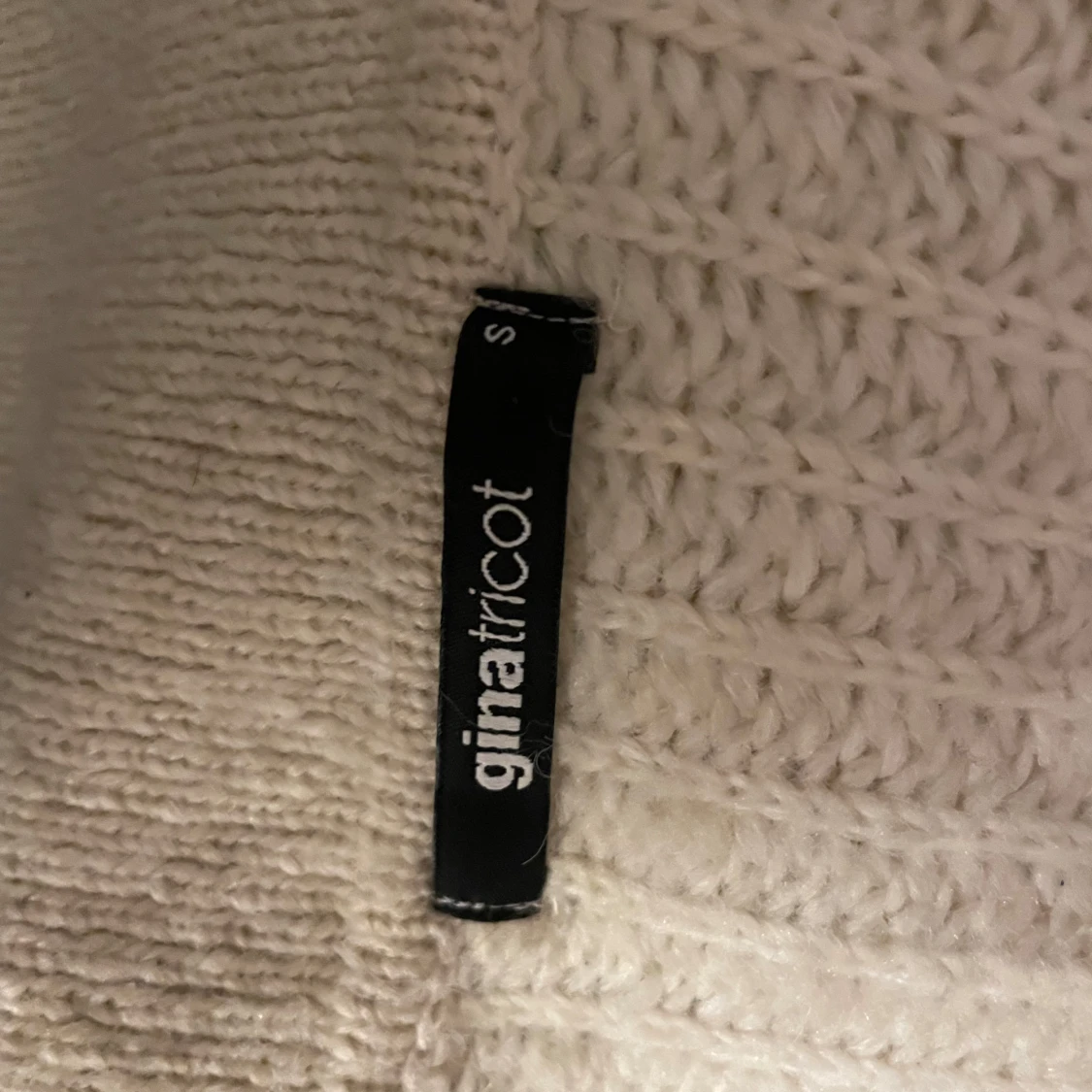 stickad  tröja från Gina Tricot - 2