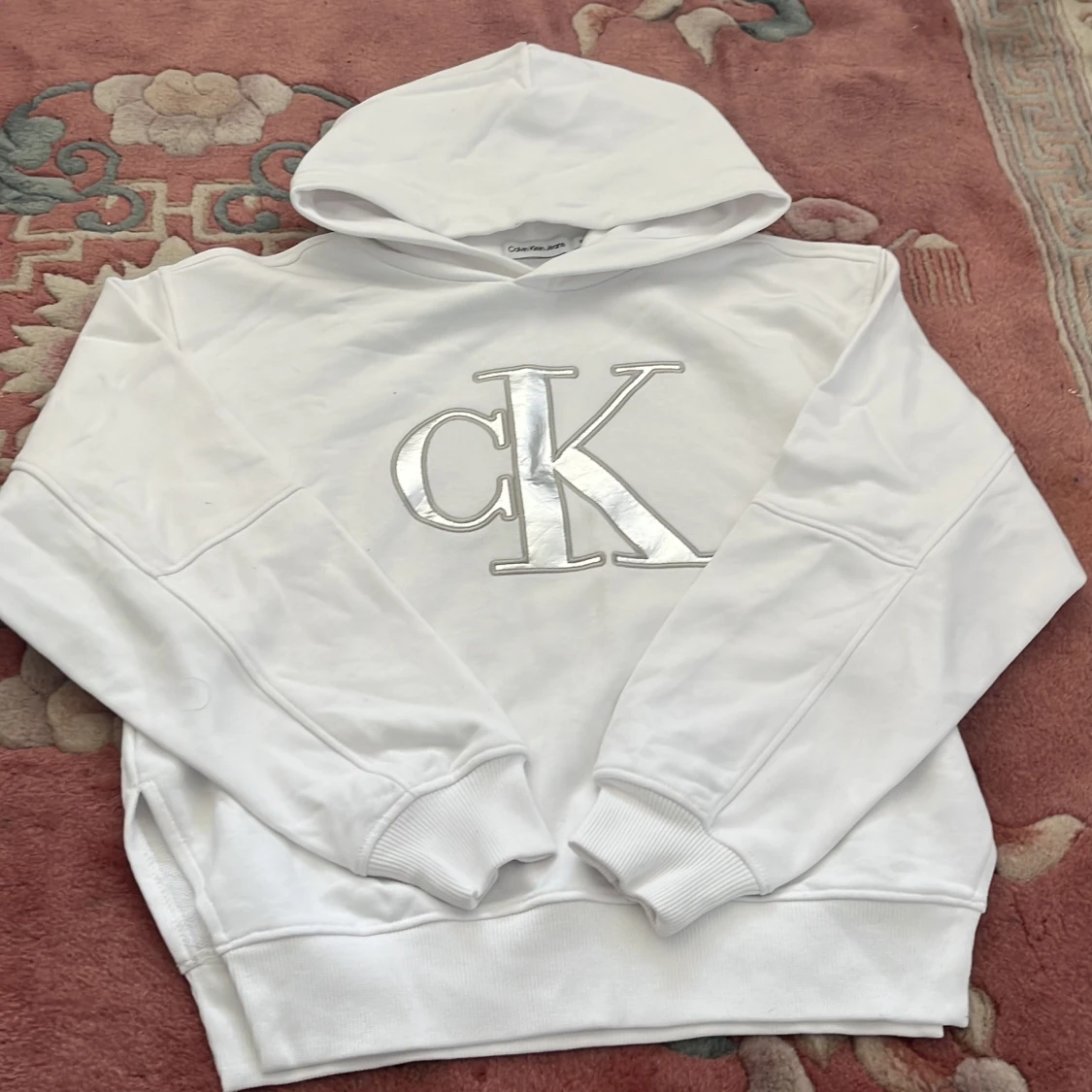 Vit hoodie från Calvin Klein Jeans