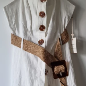 Sommarklänning - Aldrig använd klänning med prislapp från Forever21