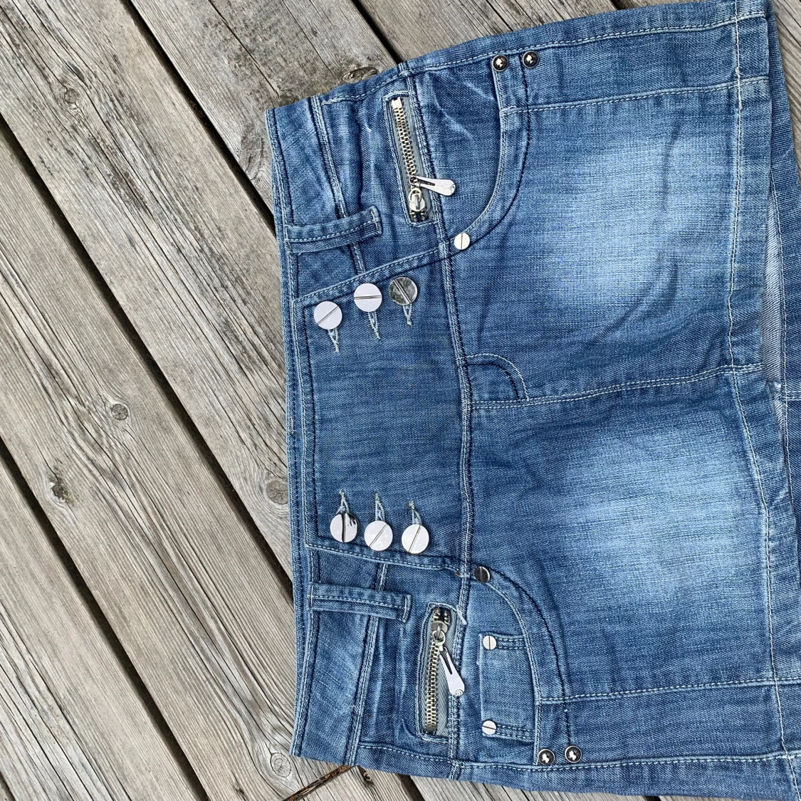 Vintage jeanskjol med nitar - 1