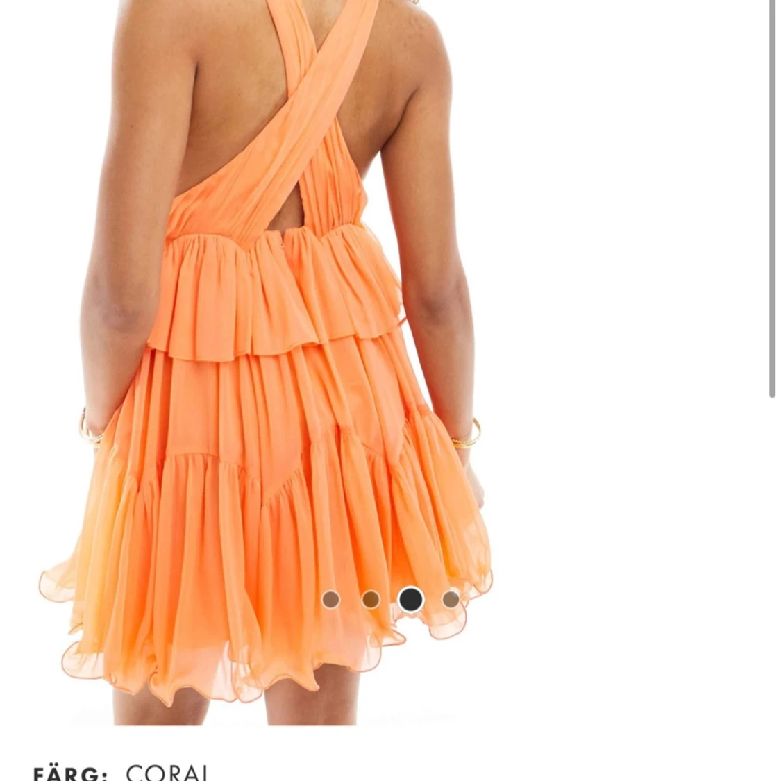 Korallfärgad volangklänning  - 91