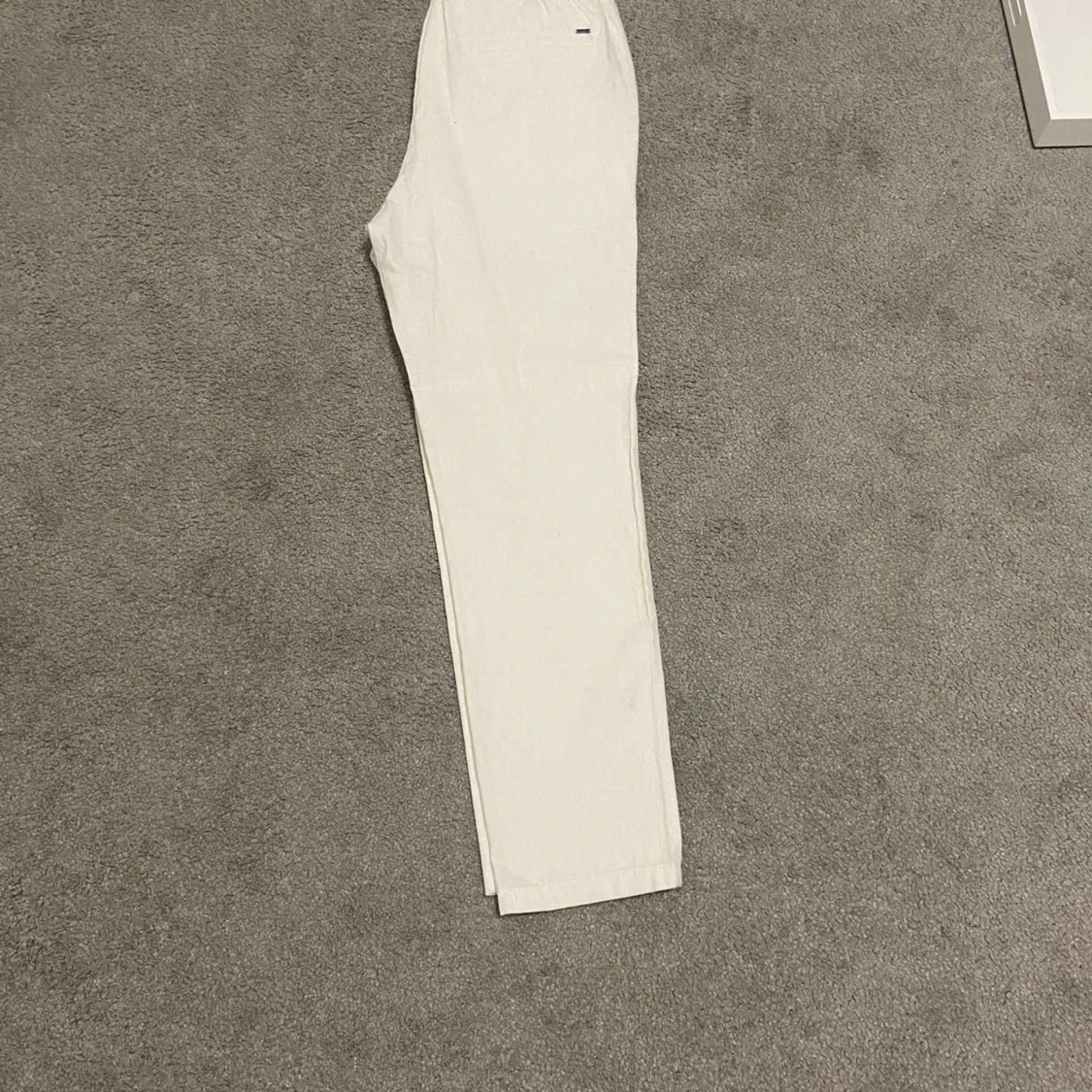 Vita linnebyxor med snörning - 2