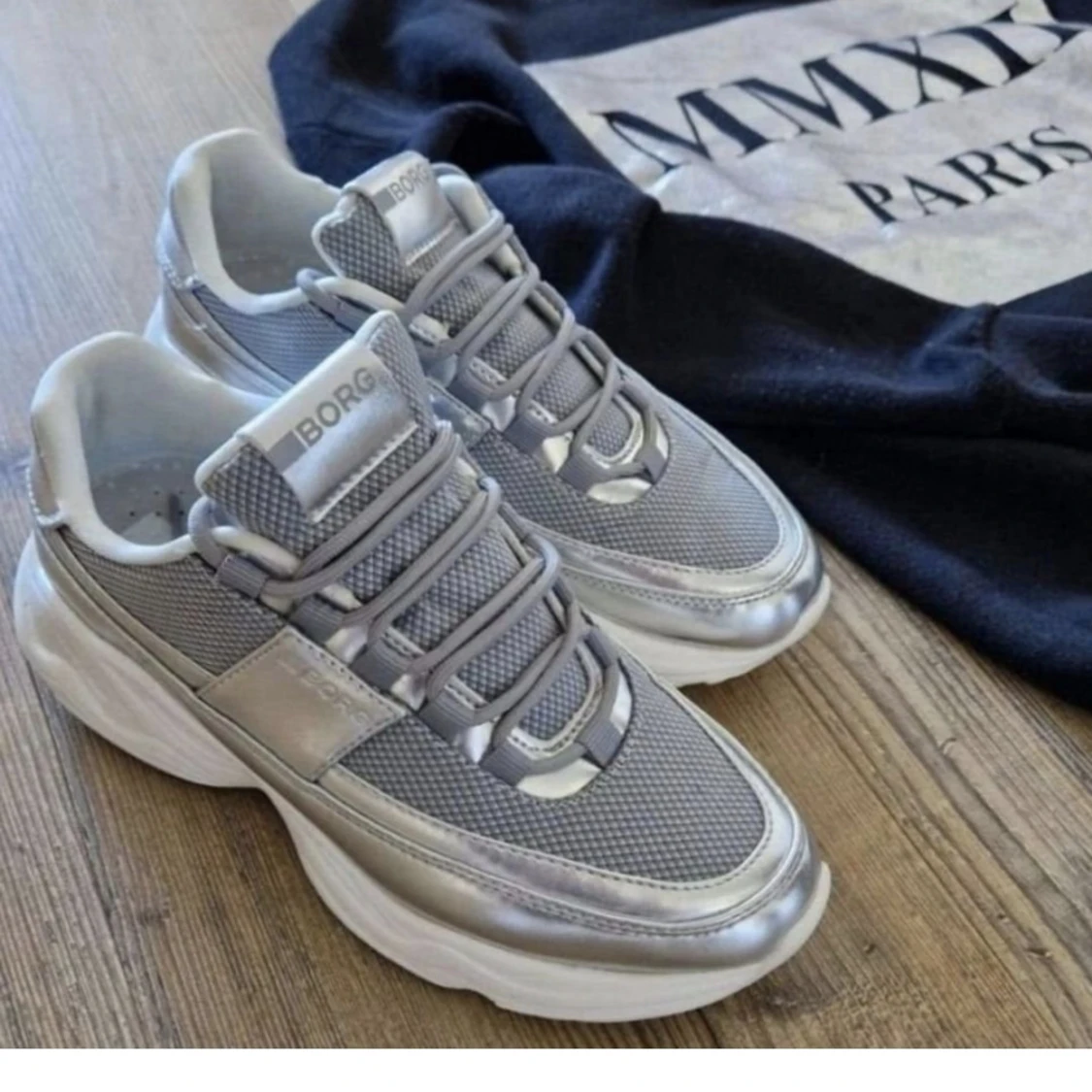 Chunky silver sneakers från Björn Borg - 1