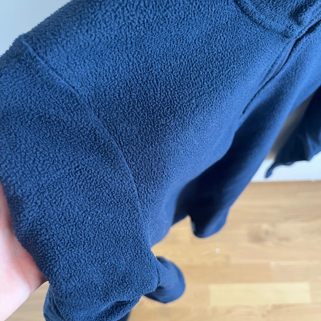 Mörkblå fleece-tröja med half zip - 1