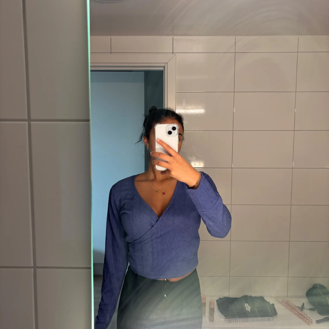 Blå omlottopp från Bik Bok