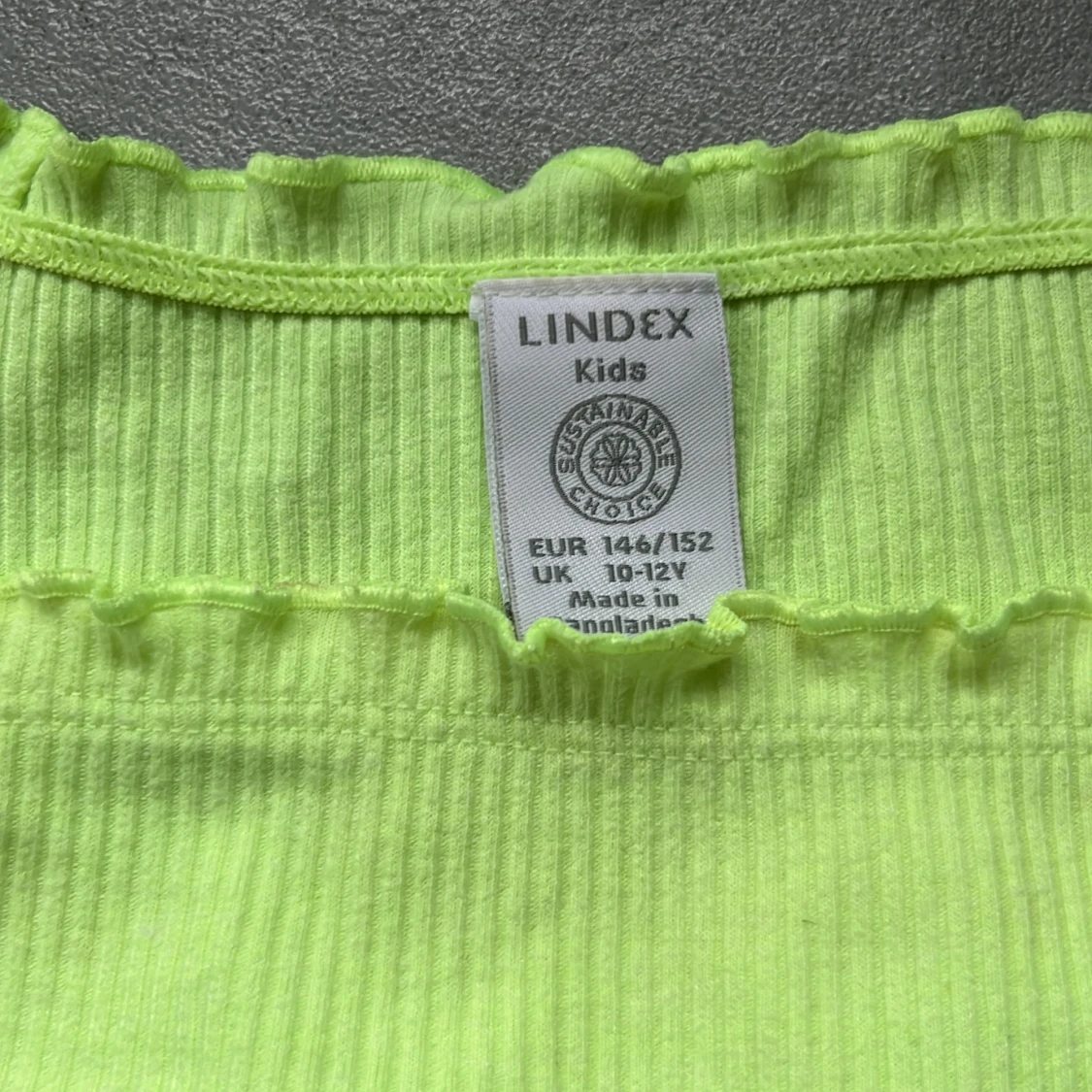 Ljusgul ribbad topp i xxs  - 3