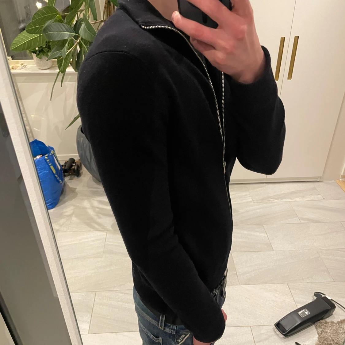 Svart cardigan jacka med dragkedja - 1