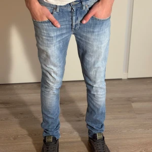 Dondup George - Goa dondup george men några slitningar, Hör av dig vid minsta fundering!