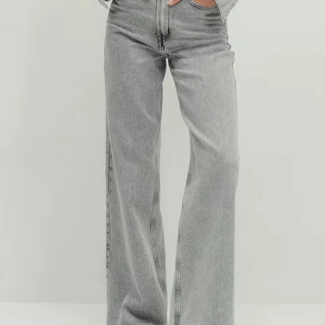 Grå baggy jeans 