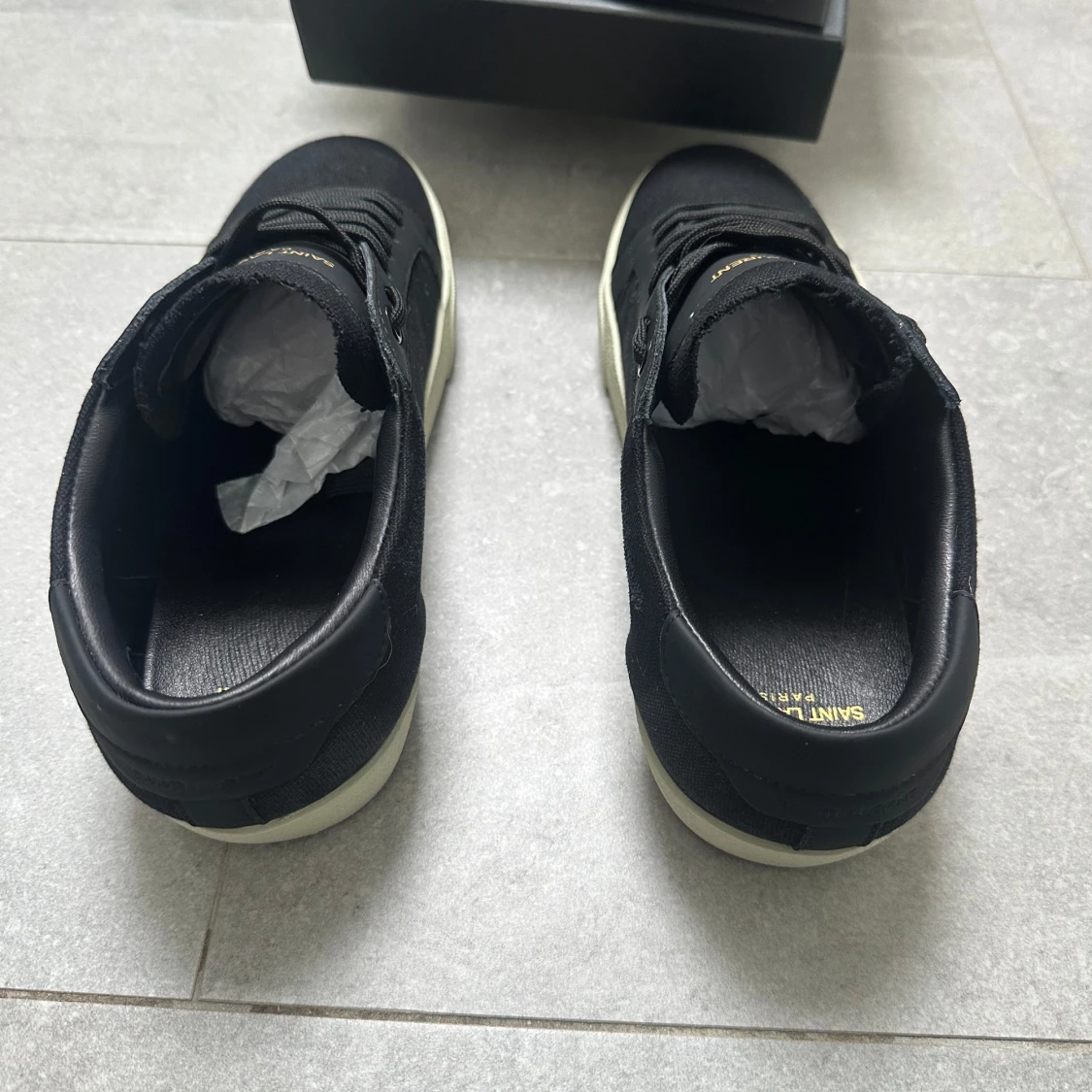 Svarta Saint Laurent sneakers - 2