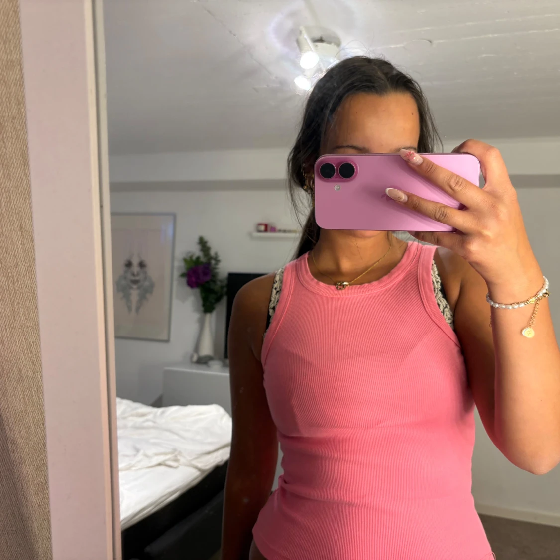 Rosa ribbad linnetopp från Pieces