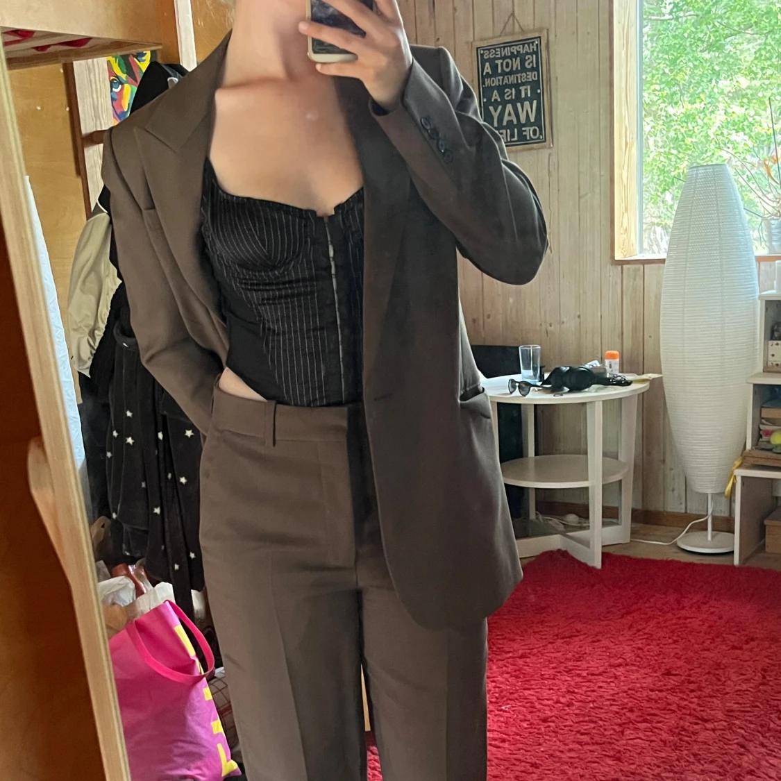 Svart randig korsett med snörning