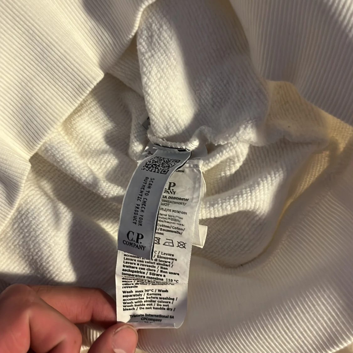 Vit tröja från C.P. Company - 3