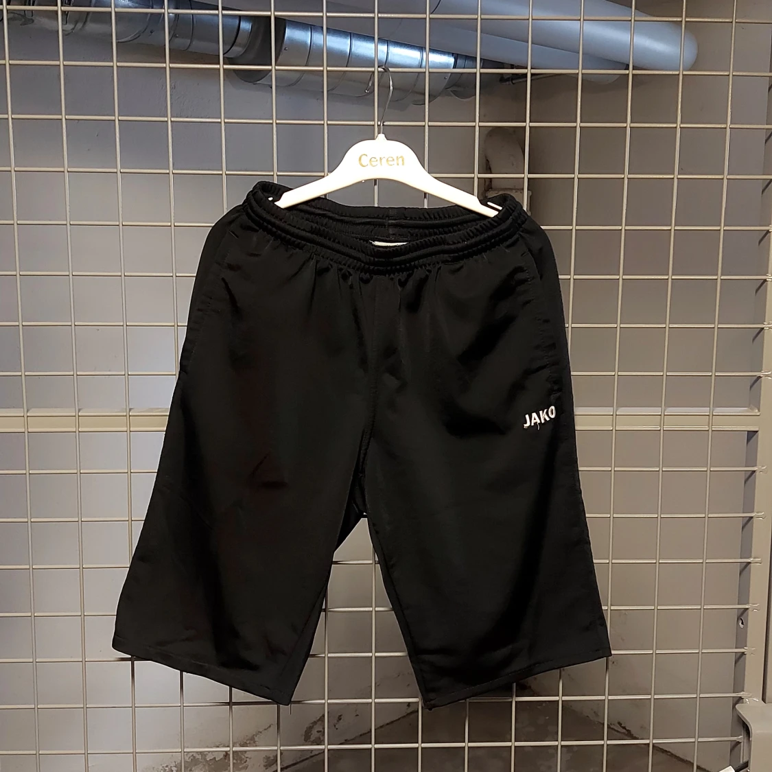 Svarta träningsshorts från Jako