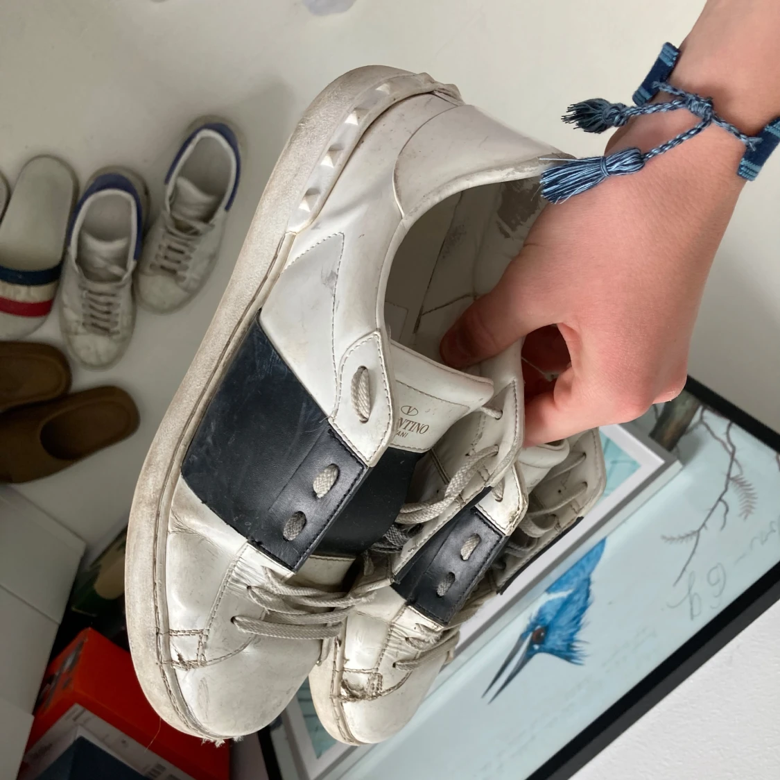 Valentino sneakers med svart detalj - 1