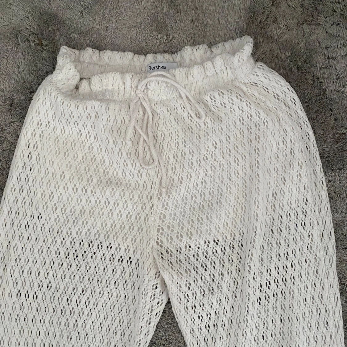 Vita spetsbyxor byxor från Bershka - 2