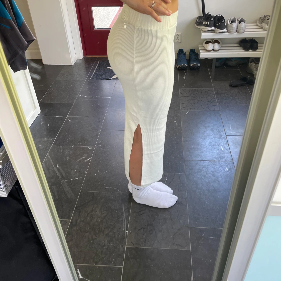 Vit ribbad långkjol från H&M Divided