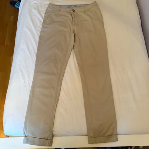 Beiga chinos Race Marine - Säljer mina snygga beiga chinos från Race Marine💞💞 i storlek 36💓
